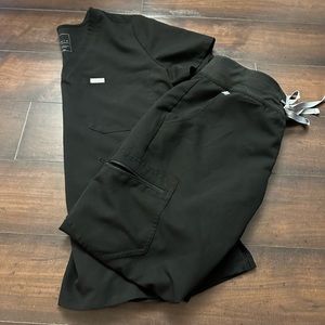 Figs black womens medium joggers and top